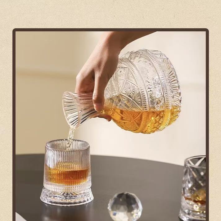 Luxury Crystal Decanter Set for Wine Lovers - Perfect Gift for Him/Her Elegant Crystal Decanter for Red Wine, Whisky & Bourbon - Home Bar Essential
